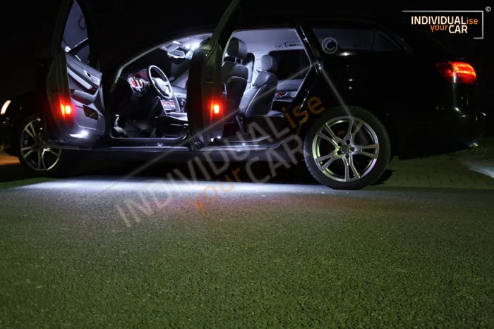 Zestaw oświetlenia LED do wnętrza odpowiedni dla Audi A6 4F Avant