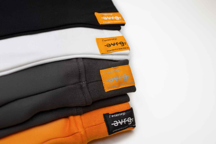 T-Shirt avrg.® "Identity" schwarz