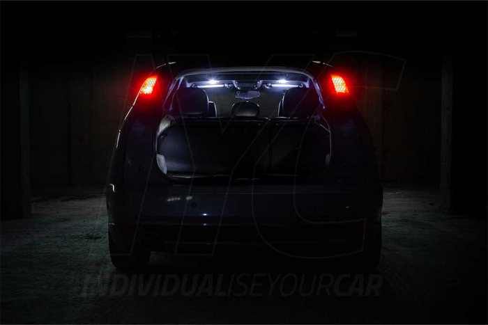 Preview: Ford Focus MK1 Cool White