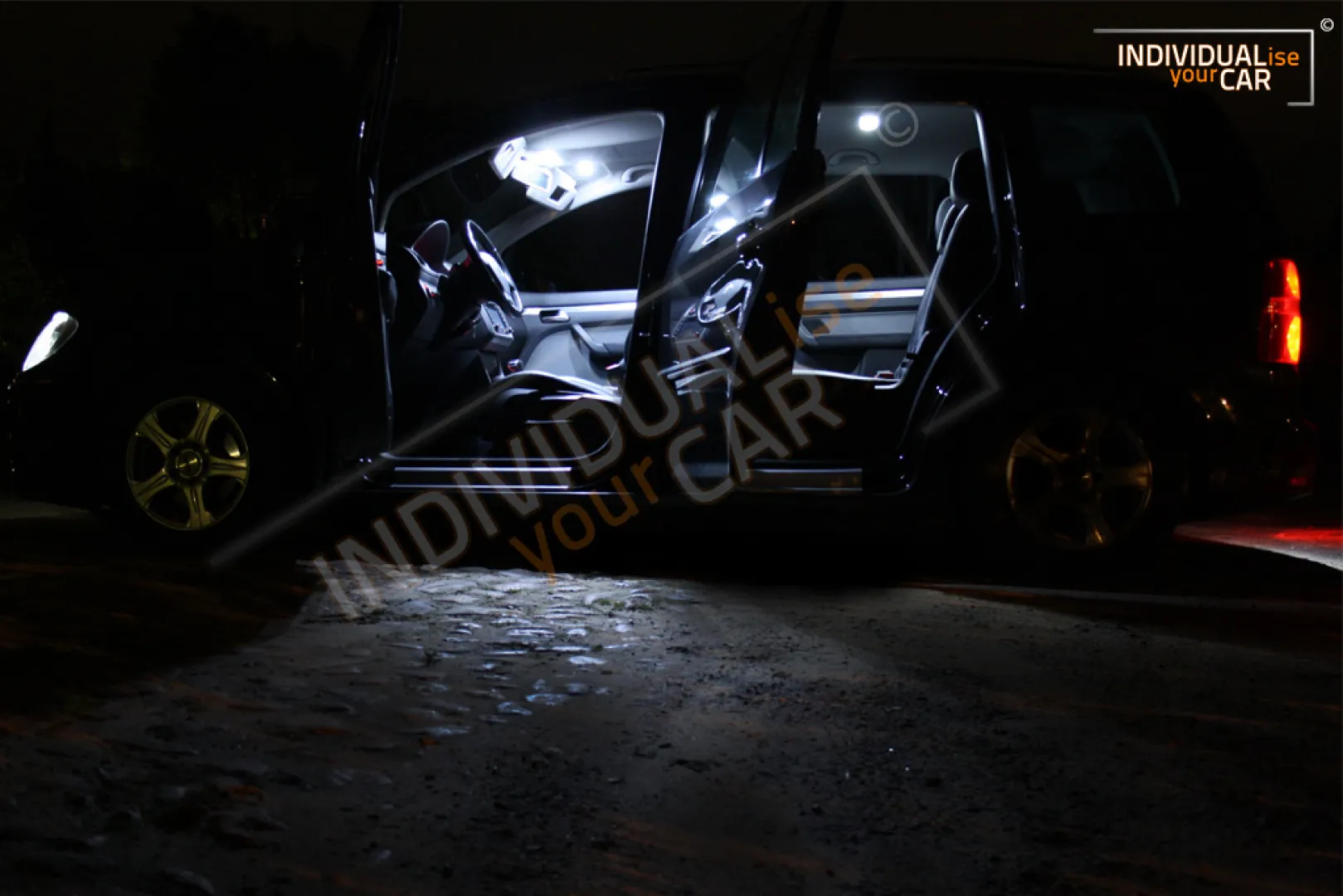 Zestaw oświetlenia wnętrza LED pasujący do VW Touran I GP